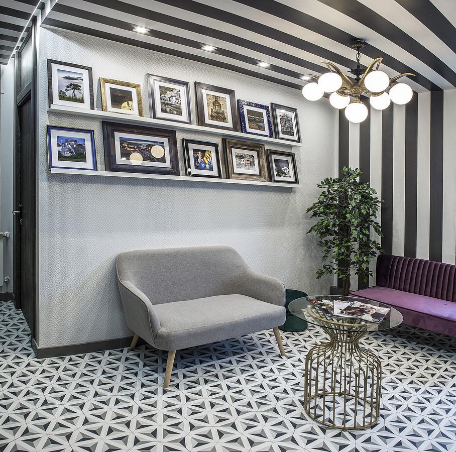 Hostal El Aparcamiento Hotel Луарка Екстериор снимка